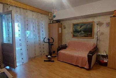 Parcul Catedralei - 3 camere 2 bai 3 balcoane centrala etaj 10 - 10