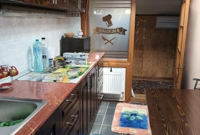 Apartament cu 3 camere, mobilat în Central - 12