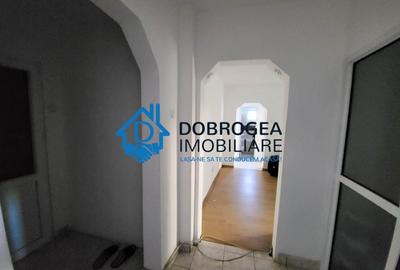 Apartament cu 4 camere semidecomandat, mobilat în Spitalului - 9