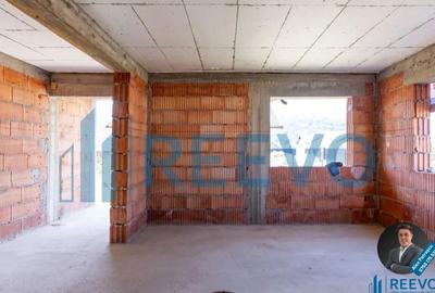 Casă cu 3 camere cu Teren 400 Mp în Hemeiuș - 1