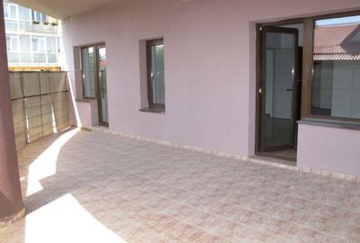 Casă cu 6 camere cu Teren 692 Mp în Drumul Taberei - 3