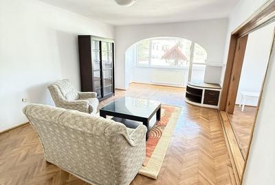 Casă cu 4 camere cu Teren 1128 Mp în Central - 2