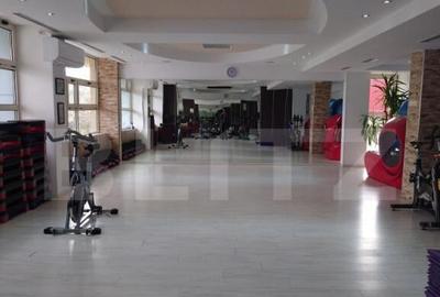 Spatiu comercial, 290 mp, zona Micro 3 Spatiu comercial, 290 mp, zona Micro 3 - 11