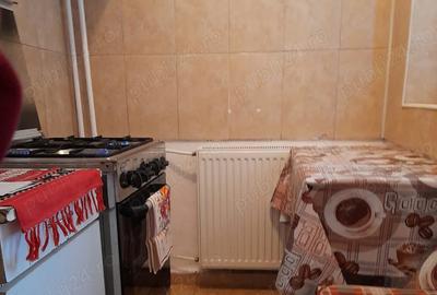 Inchiriez Garsoniera - 8