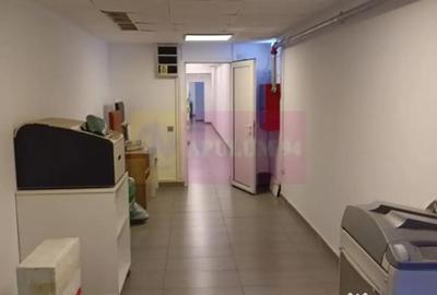 Spațiu comercial, de 106 mp, în Sebastian - 2