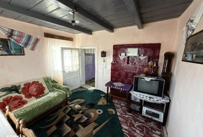 Casă cu 4 camere în Cucorăni - 8