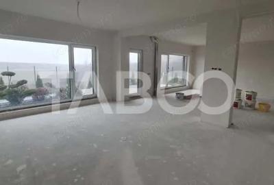 Casă cu 4 camere cu Teren 490 Mp în Central - 10