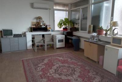 Apartament in vila, 3 camere etajul 1+Pod inalt mansardabil, in proprietate, Emi - 5