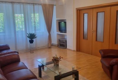 Apartament cu 3 camere decomandat, mobilat în Decebal - 2