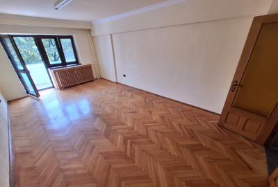Inchiriere 2 camere unirii bulevard stradal