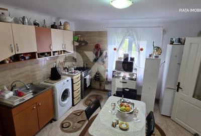 Casă cu 4 camere cu Teren 1145 Mp în - 9