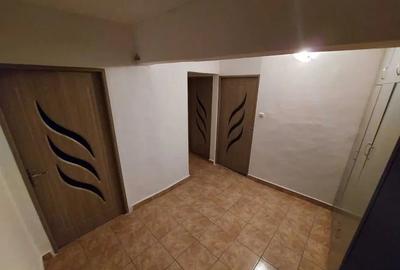 Apartament cu 3 camere decomandat în Independenței - 5