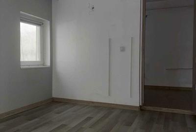 Apartament cu 3 camere decomandat în Central - 8