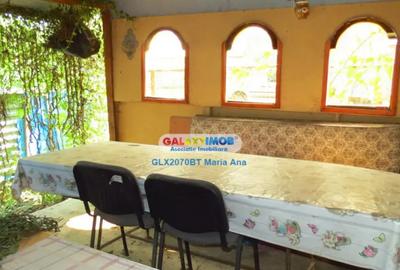 Casă cu 3 camere cu Teren 5000 Mp în Central - 5