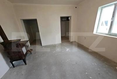 Casă cu 3 camere cu Teren 2050 Mp în Central - 6