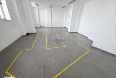 Spațiu comercial, de 828 mp, în 1 Mai - 8
