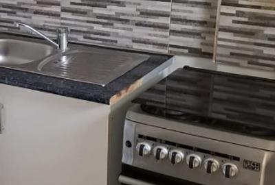 Vănd garsonieră , Str.Schitului, nr.5 - 6