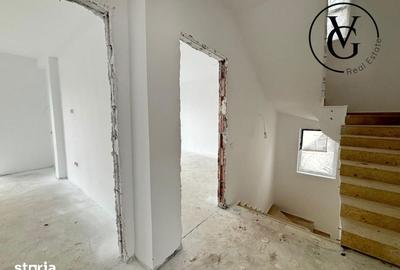 Casă cu 4 camere cu Teren 210 Mp în Merghindeal - 15