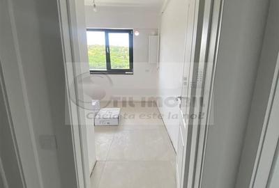 Garsonieră decomandată în Bucium - 7