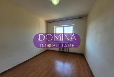 Apartament 3 camere decomandat, zona Liceului Pedagogic - 2