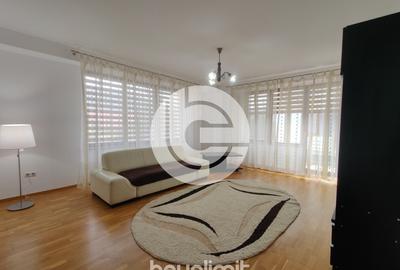 Apartament cu 3 camere semidecomandat, mobilat în Calea Dumbrăvii