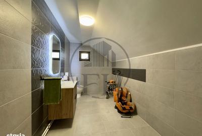 Casă cu 4 camere cu Canalizare în Valu lui Traian - 3