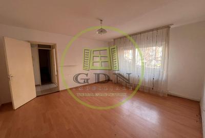 Apartament 2 camere, semidecomandat, 52,5 mp, cartier Rovine, zona Iruc - 1