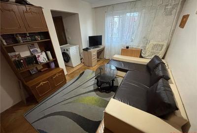 Apartament cu 3 camere semidecomandat în Central - 11