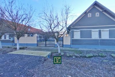 Casă cu 5 camere cu Canalizare în Cermei