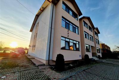Apartament cu 2 camere decomandat în Valea Adâncă - 2