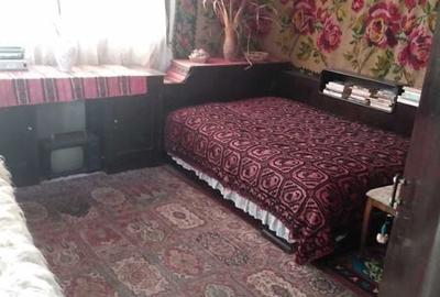 Casă cu 4 camere cu Teren 100 Mp în Pietroșani - 1