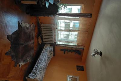 Apartament cu 3 camere decomandat în Central - 9