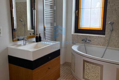 Casă cu 4 camere cu Teren 1220 Mp în Central - 11