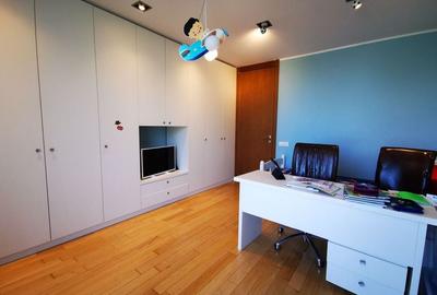 Apartament impresionant cu vedere catre lac, piscina comuna, finisaje premium - 13