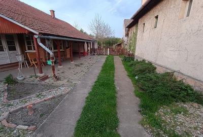 Casă individuală cu 2 camere cu Teren 1222 Mp în Vărșand - 2