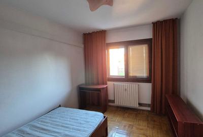 Apartament cu 3 camere decomandat în Central - 6