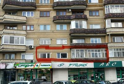 Apartament cu 3 camere semidecomandat în Central - 4