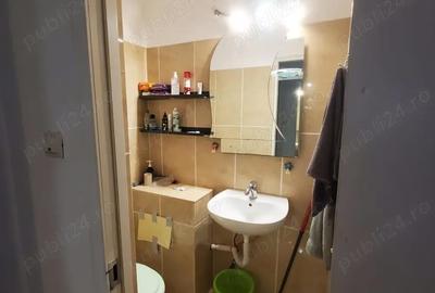 Apartament cu 3 camere decomandat în Mangalia