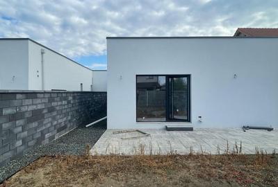 Duplex cu 4 camere cu Canalizare în Urseni - 10