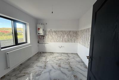 Casă cu 4 camere în Central - 3