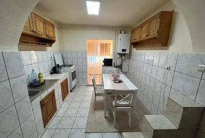 Apartament 2 camere, decomandat - zona Ampoi 3 - 1