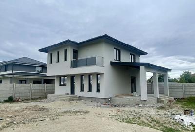 Casă cu 4 camere în Dragomirești-Deal - 16