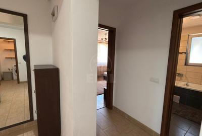 Apartament cu 3 camere semidecomandat în Florești - 16