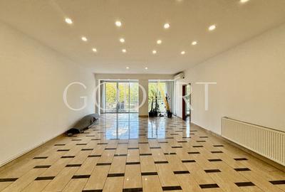 Apartament cu 5 camere semidecomandat în Primăverii - 2