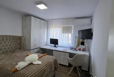 Apartament cu 3 camere decomandat în Central - 11