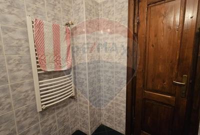 Apartament cu 2 camere decomandat în Central - 18