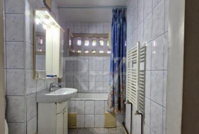 Apartament cu 4 camere aproape de pia?a agroalimentara Tit - 13