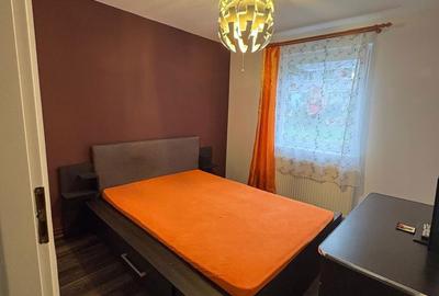 Apartament cu 2 camere semidecomandat, mobilat în Simeria - 1