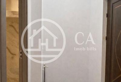 Garsonieră decomandată în Decebal