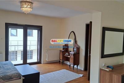 Vila foarte frumoasa langa  PALATUL si LACUL MOGOSOAIA - 8